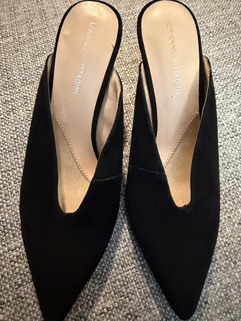 NEW Adrienne Vittadini Adrian Slide Pump Black Suede Size 7.5 - Picture 3 of 8